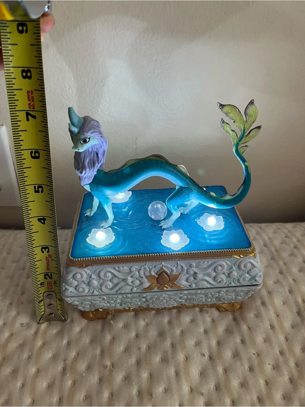 Disney Raya and the Last Dragon Light Up Jewelry Box